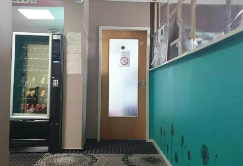 Isas Hostel