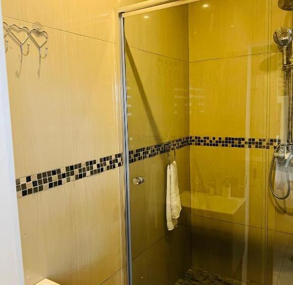 פנסיון 36 Frere Road Shelly Beach , Margate