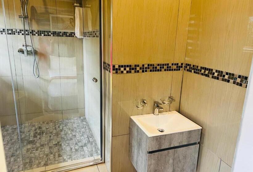 פנסיון 36 Frere Road Shelly Beach , Margate