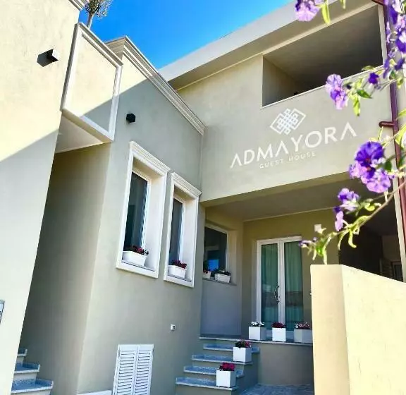 ペンション Admayora Guest House