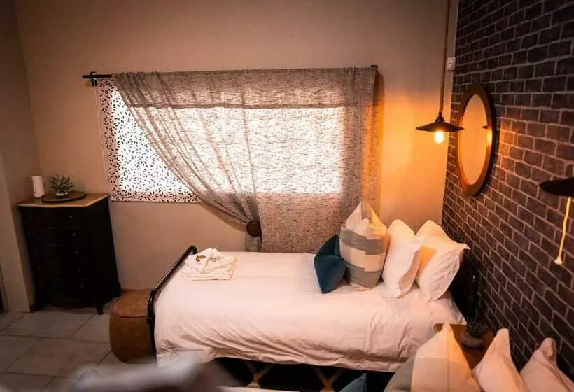 Majatalo @athens Guest Rooms