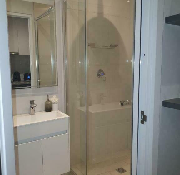 膳宿费 Executive Condo Studio Apartments