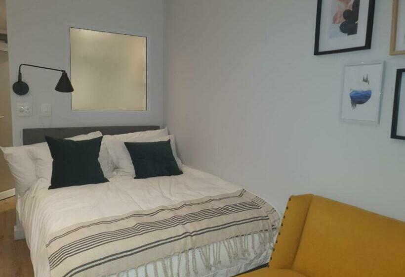 膳宿费 Executive Condo Studio Apartments