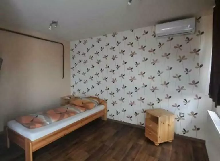 Majatalo Ikszt Vendégház