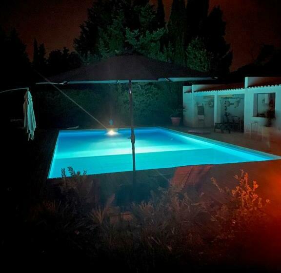 مبيت وإفطار Domaine Les Vinyes