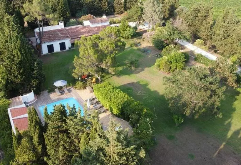 Aamiaismajoitus (B&B) Domaine Les Vinyes