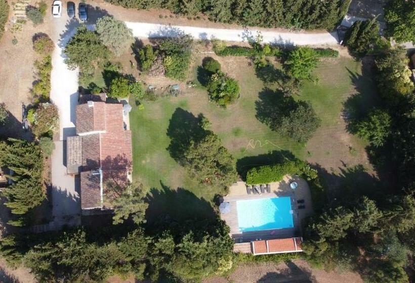 مبيت وإفطار Domaine Les Vinyes