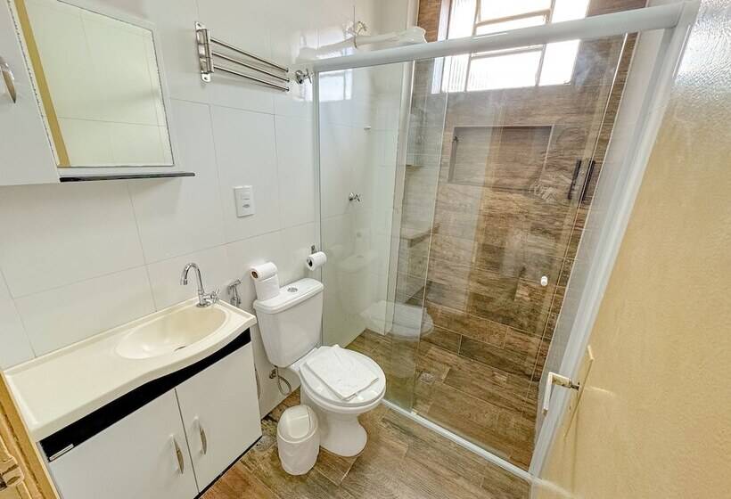 膳宿费 Edifício Barros