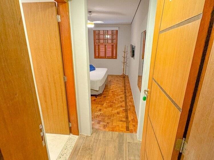 膳宿费 Edifício Barros