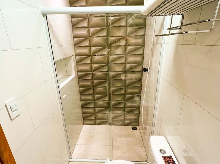 膳宿费 Edifício Barros