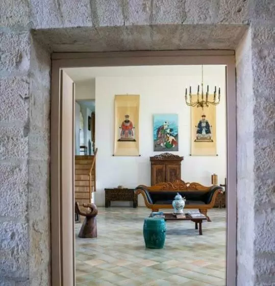 Majatalo La Maison Royale