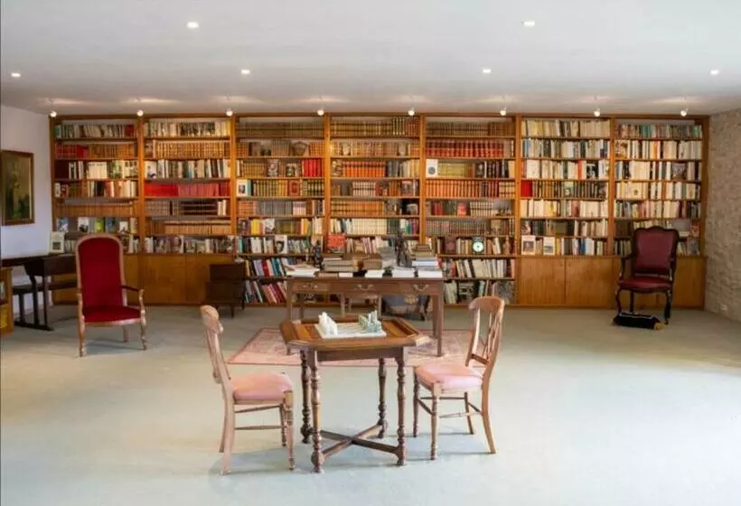 Majatalo La Maison Royale