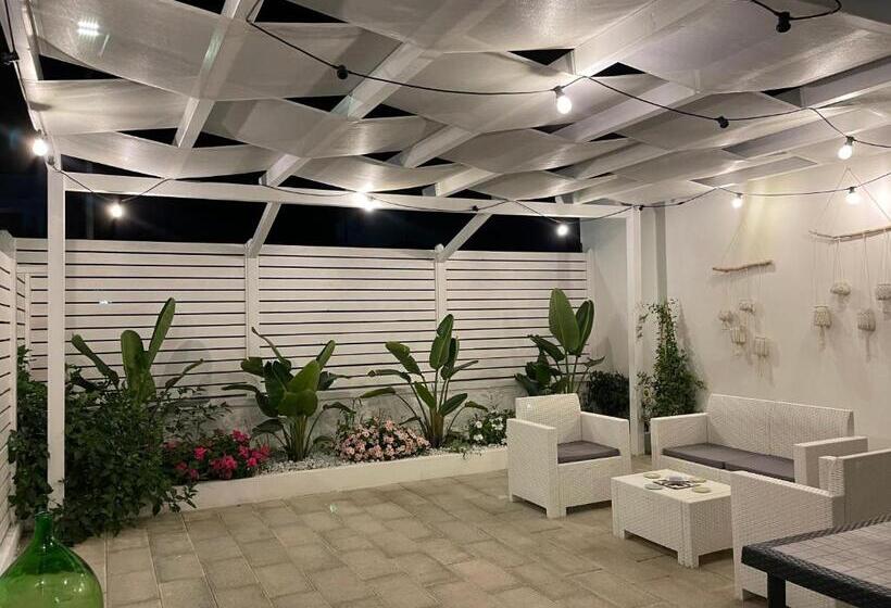 تختخواب و صبحانه I Giardini Di Rita Rooms & Garden Loft