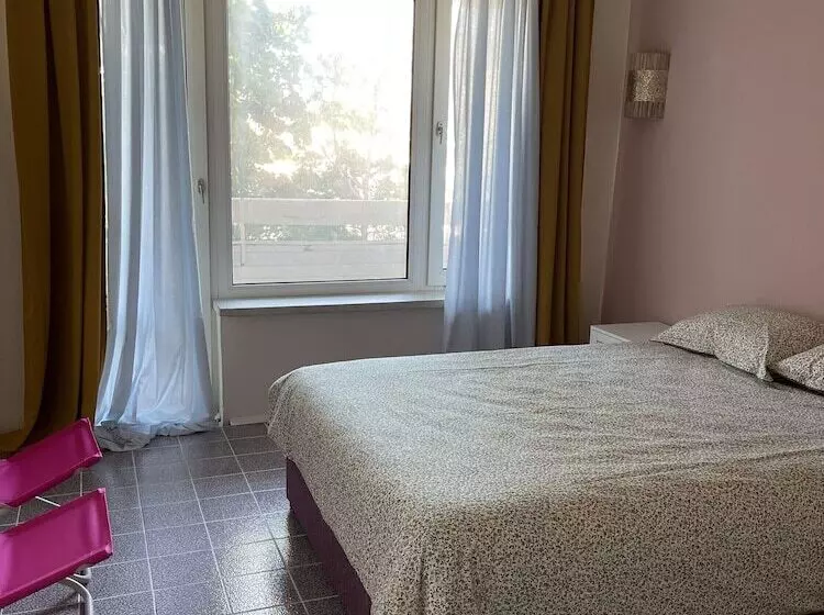 Hotelli Amadina Garden