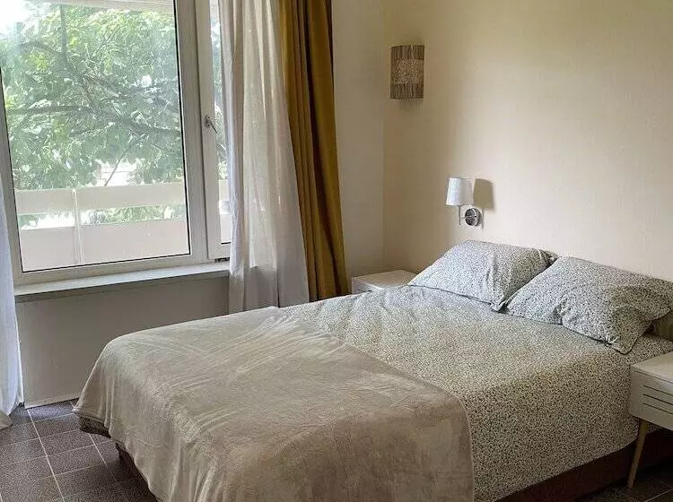 Hotelli Amadina Garden