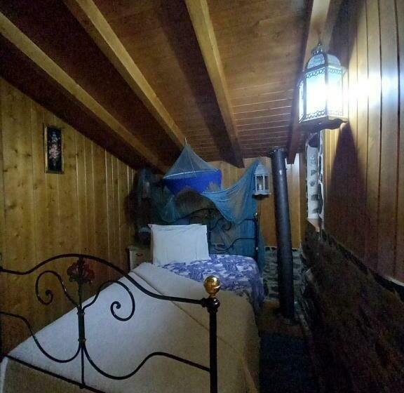 펜션 Talasnal Casas Da Urze Ter