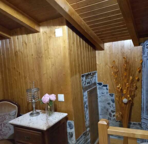 펜션 Talasnal Casas Da Urze Ter