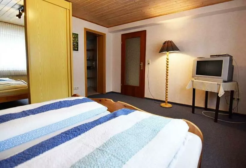 Majatalo Gästehaus Steinborn