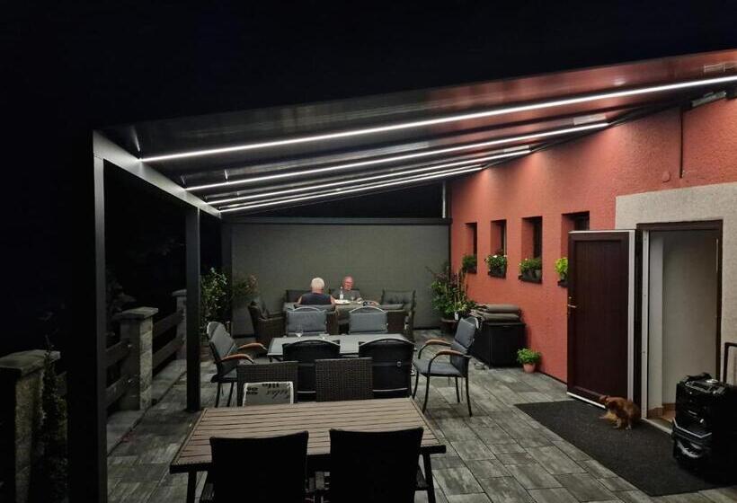 ペンション Penzion U Jezevce