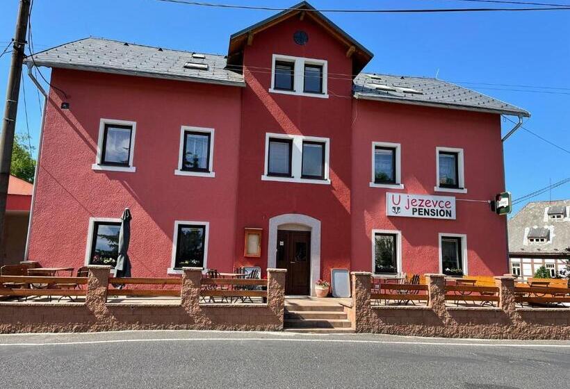 ペンション Penzion U Jezevce