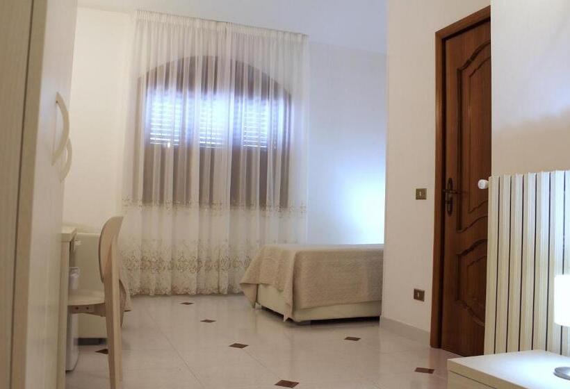 פנסיון Villa Bice