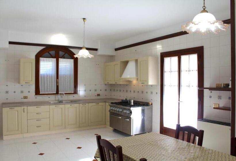 פנסיון Villa Bice