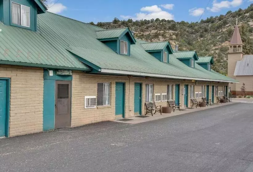 ユースホステル Dolores Mountain Inn