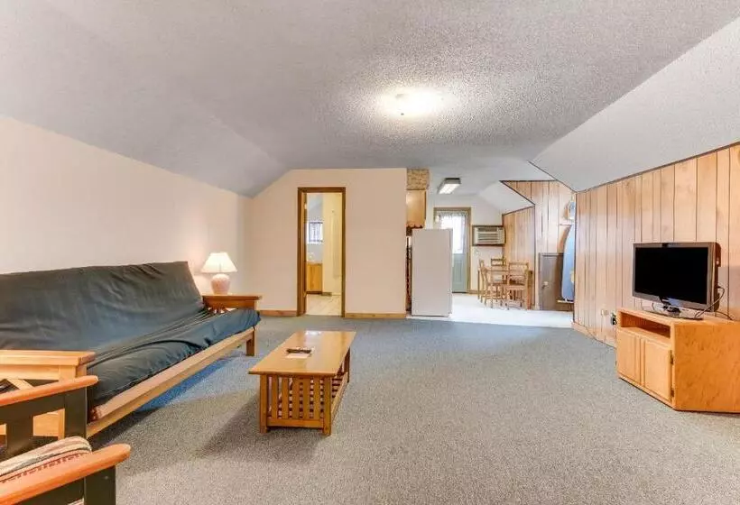 ユースホステル Dolores Mountain Inn