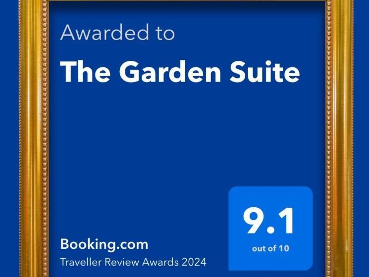 مبيت وإفطار The Garden Suite
