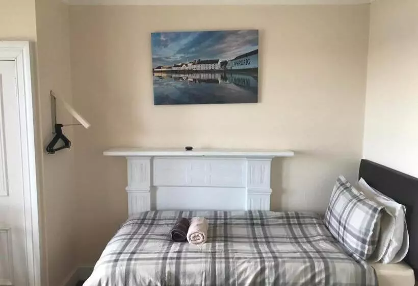 ペンション Eilidh’s Guest House