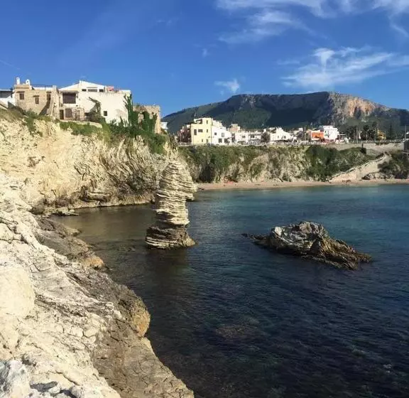 Majatalo Le Lanterne Di Terrasini