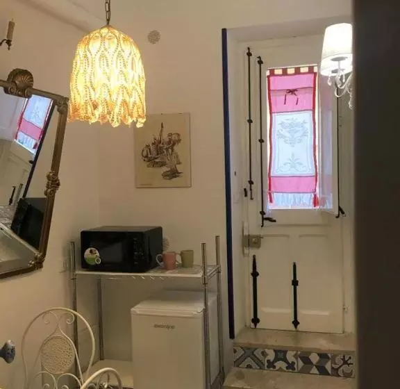 Majatalo Le Lanterne Di Terrasini