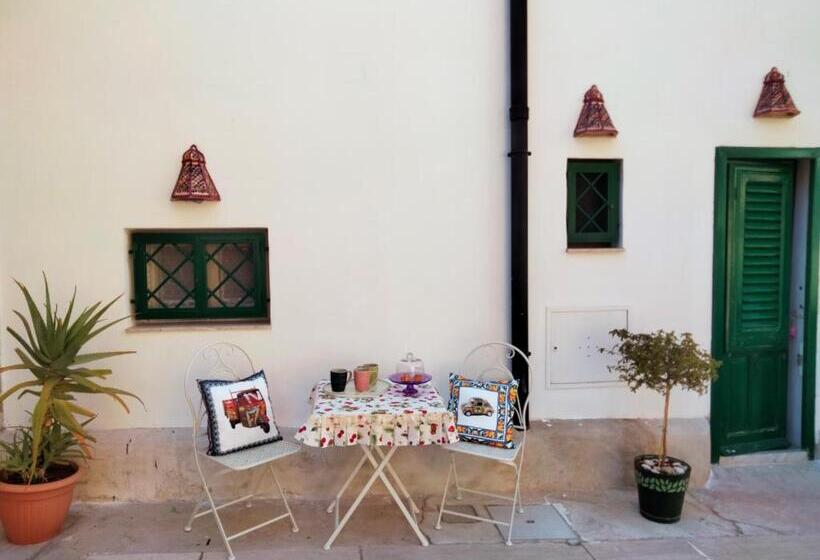 Пансион Le Lanterne Di Terrasini