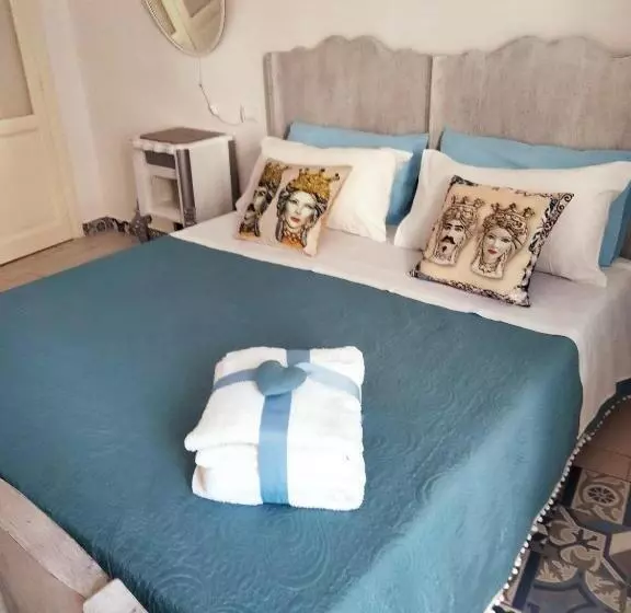 Majatalo Le Lanterne Di Terrasini