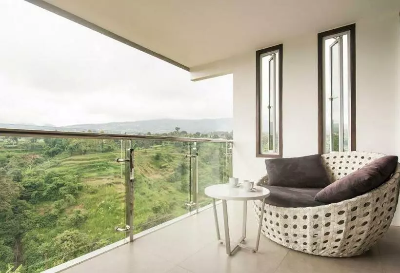 Pensione Lembang Views