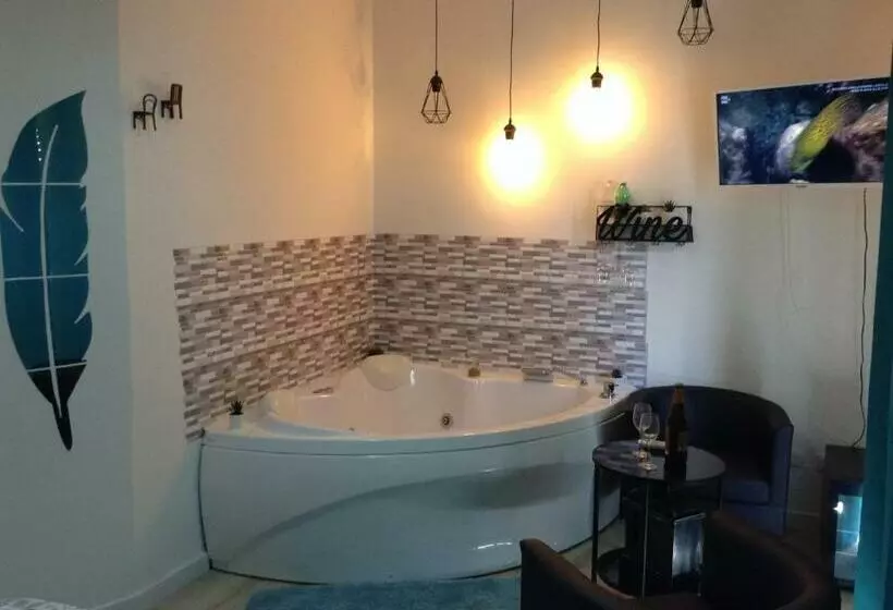 پانسیون Luxury Suite Aurora