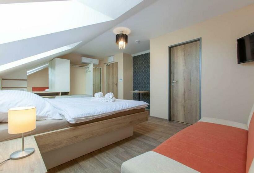 ペンション Penzion A Restaurace Feldsberg