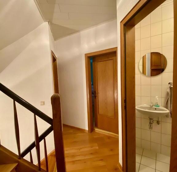 פנסיון Winzerhaus Im Oberdorf   Fewo U Zimmer   Auch Kombinierbar