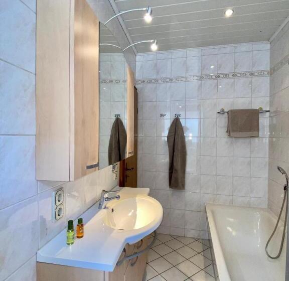 פנסיון Winzerhaus Im Oberdorf   Fewo U Zimmer   Auch Kombinierbar