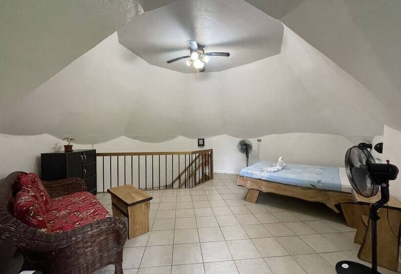 Lomakeskus Victory Seaside Home