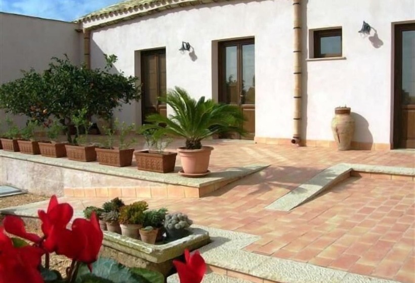 Agriturismo Baglio Donna Santa