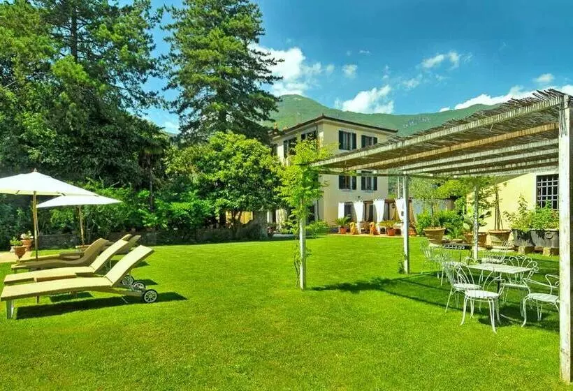 تختخواب و صبحانه Villa Lombardi