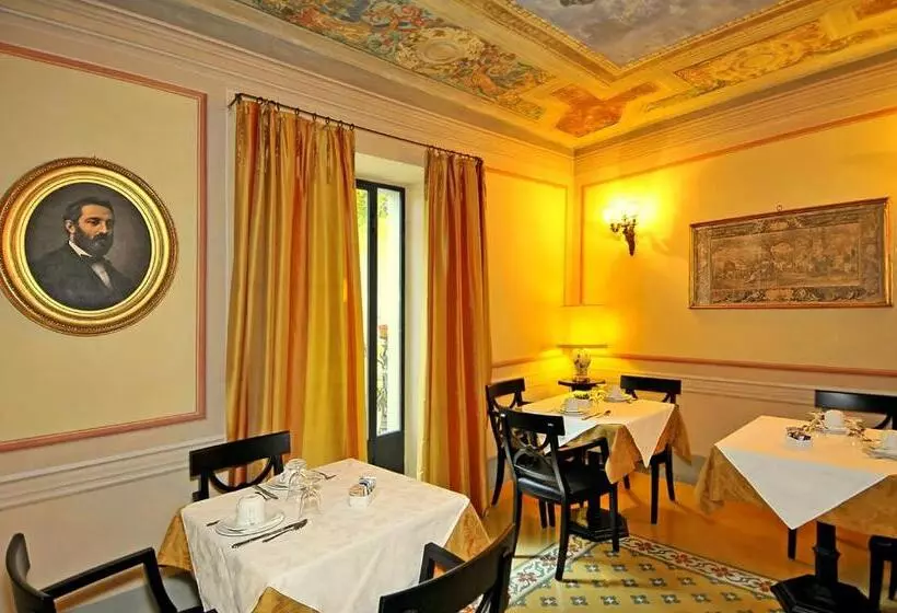 تختخواب و صبحانه Villa Lombardi