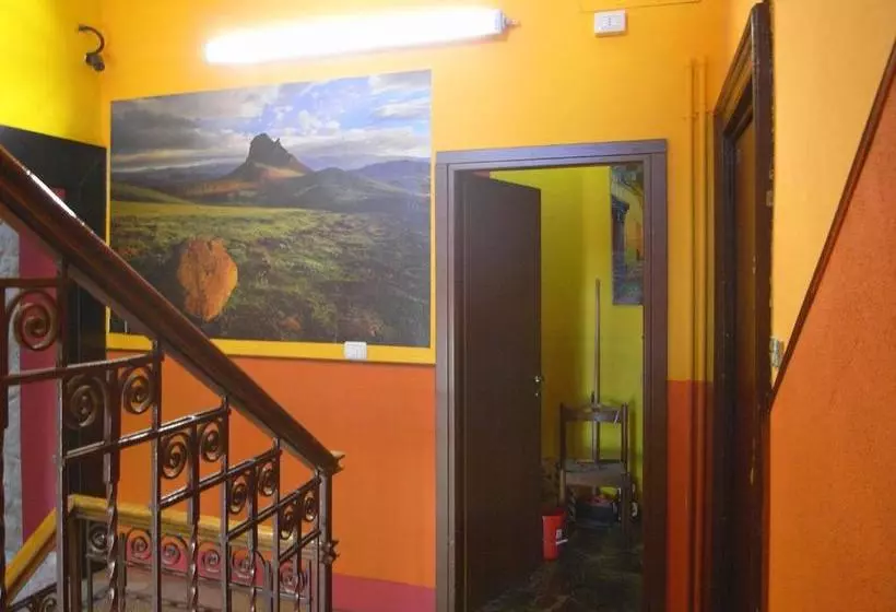 Ostello California  Hostel