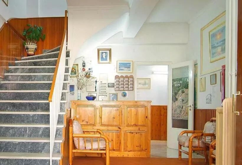 Hotel Athina