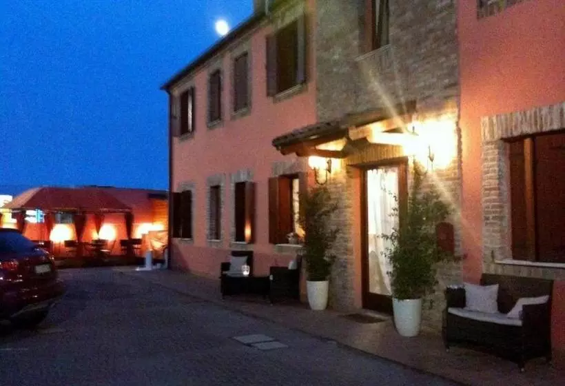 Hôtel Le Corti Pitstop