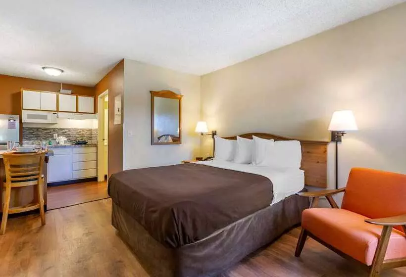 בית מלון כפרי Suburban Studios