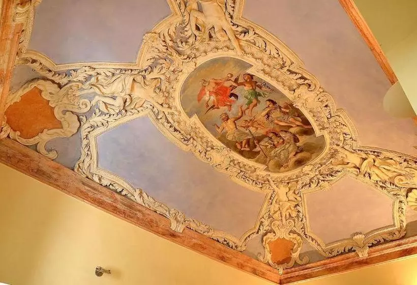 Ostello Palazzo Pierantoni