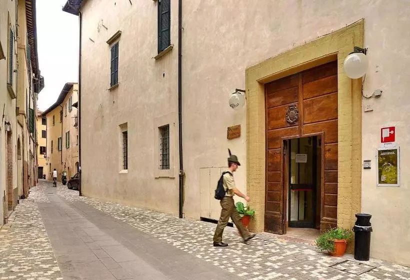 Ostello Palazzo Pierantoni