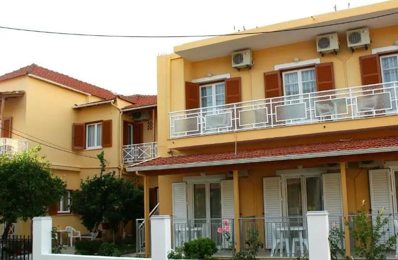 Rantos Apartments